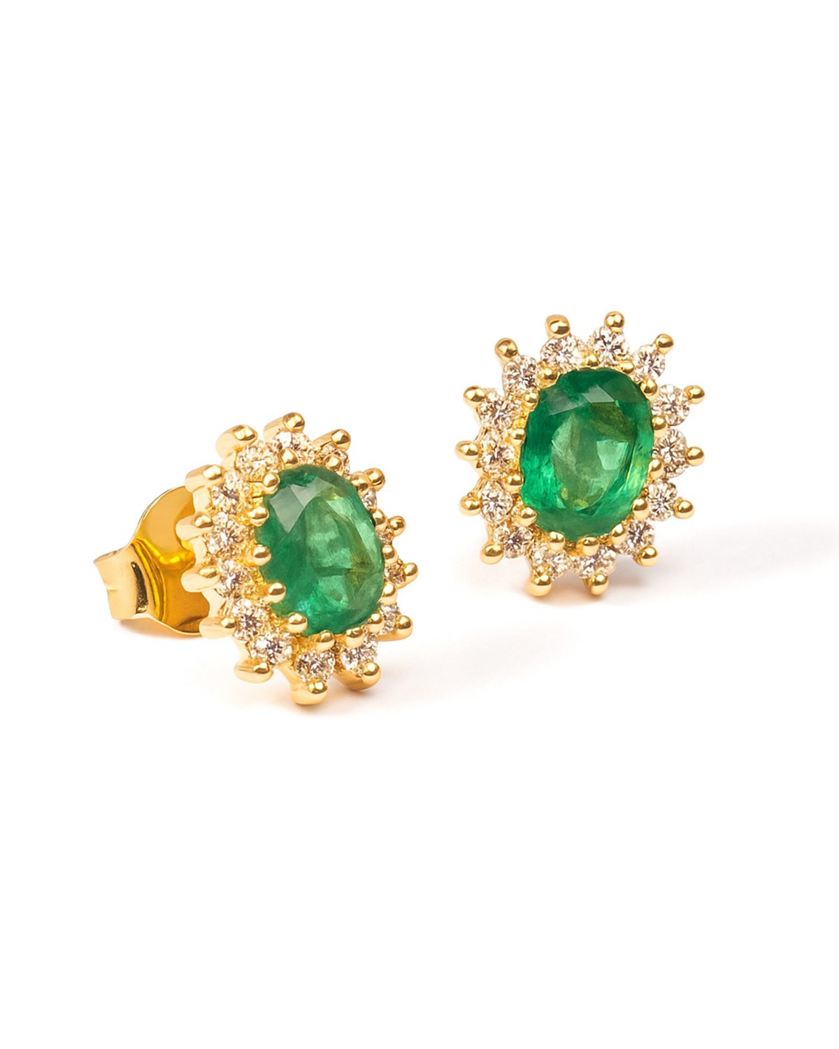 Aretes Roseta Esmeralda Oval con Halo de Diamantes estilo Lady Di