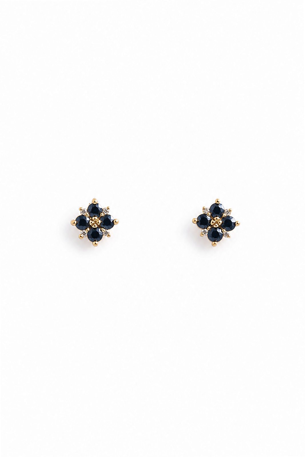 Aretes Trébol Flor en Oro Amarillo con Zafiros Azules y Diamantes
