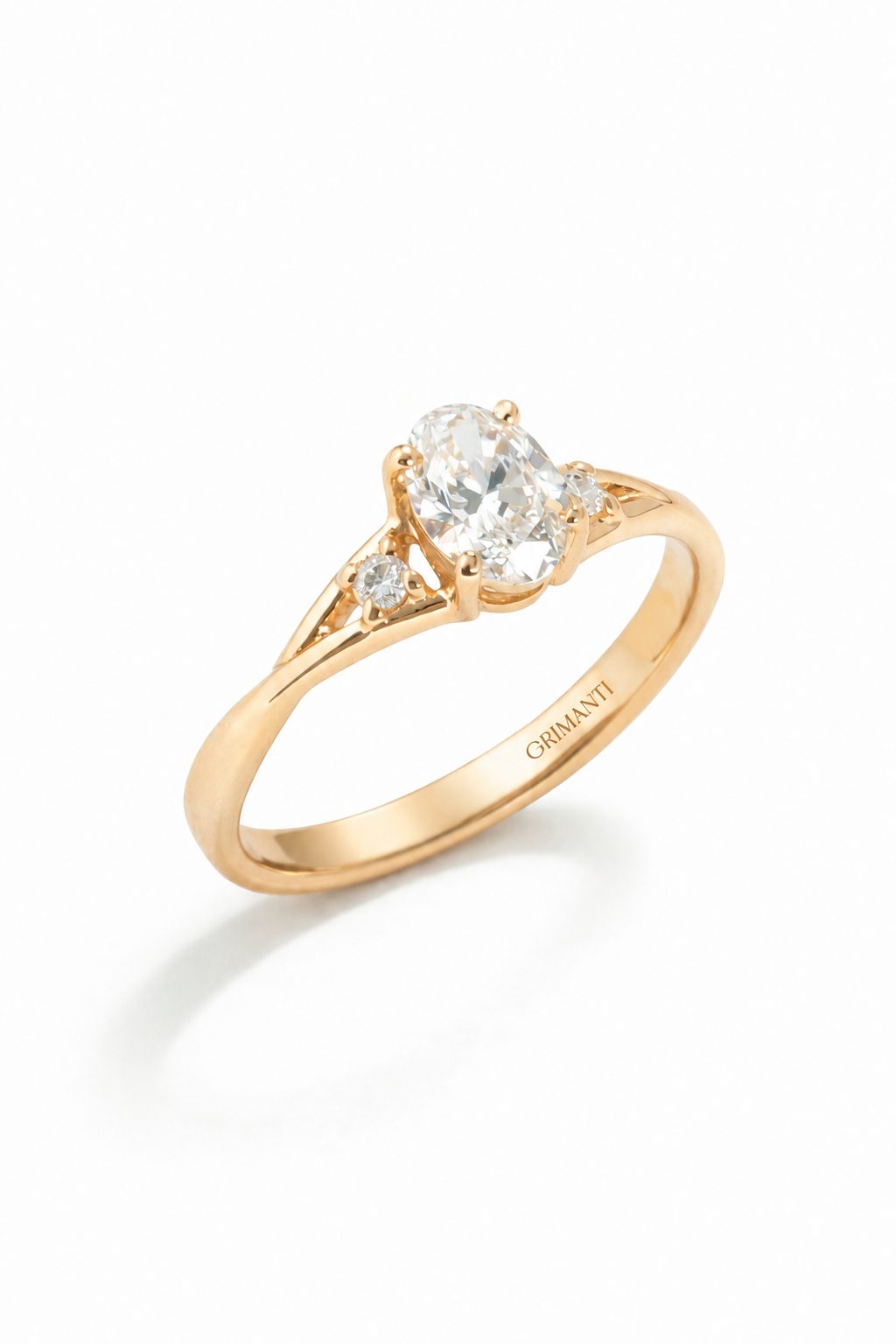 Sortija de Compromiso Coleen Oval