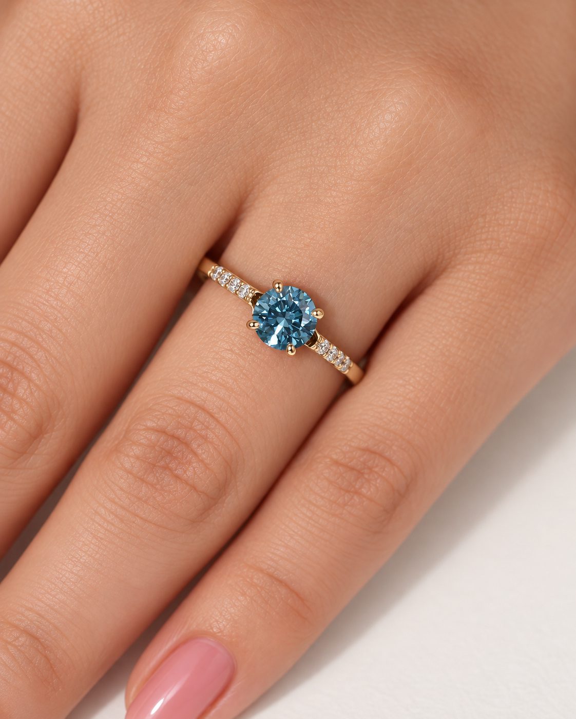 Sortija de Compromiso Diamante Azul